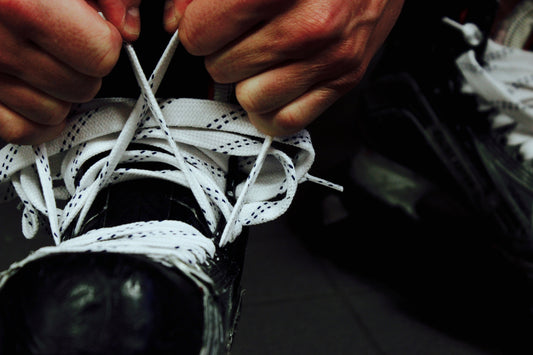 Was muss ich alles über Eishockey-Schlittschuhe wissen?
